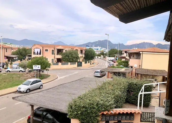 Marina Butterfly Daire *